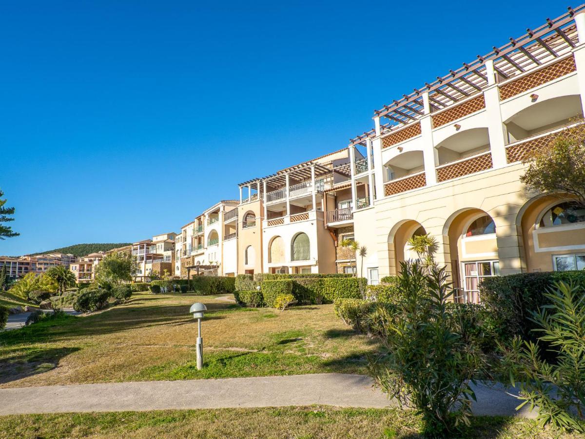 Apartment Village Cap Esterel - L'Esquinade-31 By Interhome Saint-Raphaël Exterior foto